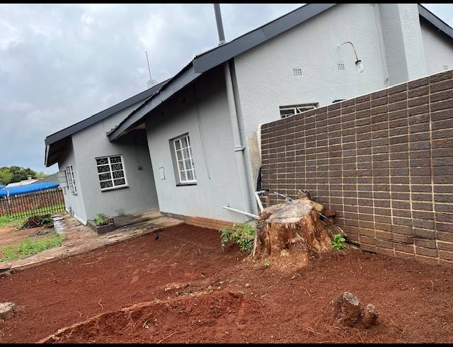 4 BEDROOM FREEHOLD FOR SALE IN EDENDALE